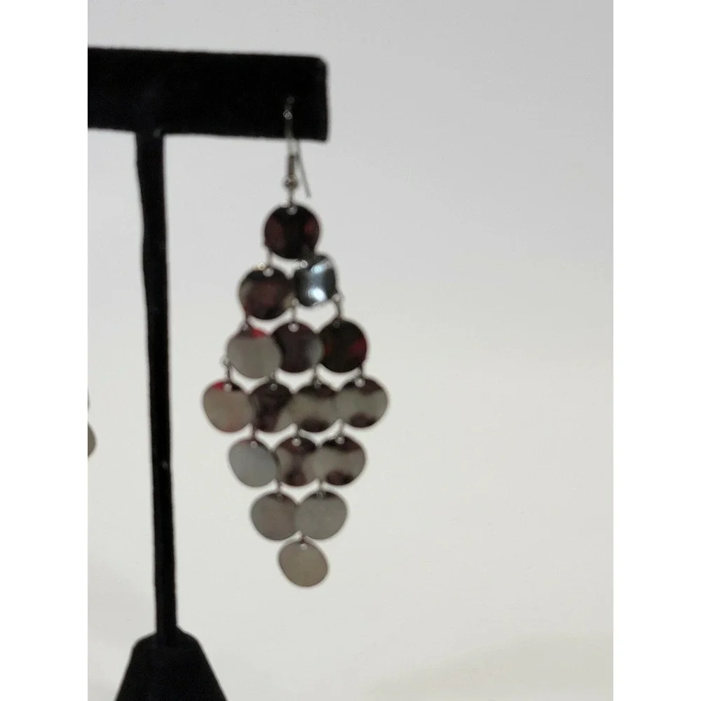 Name‎ Brand Fashion Statement Dangle Chandelier Earrings Jewelry EUC Stylish